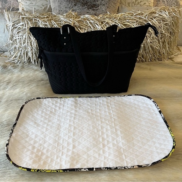 VERA BRADLEY Baroque 2010 Ultimate Baby Performance Twill Black Diaper Bag Pad - Picture 11 of 17